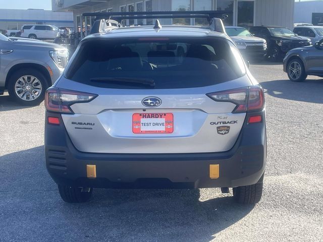 Used 2025 Subaru Outback Wilderness AWD/4WD image 5