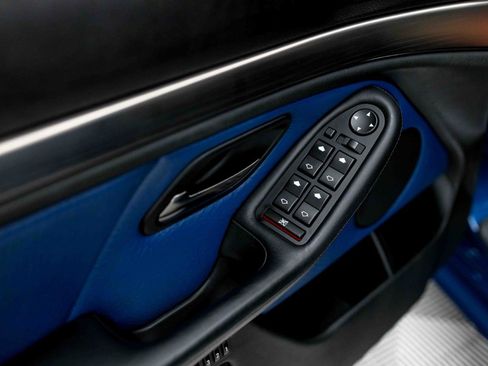 Used 2001 BMW M5 RWD image 38