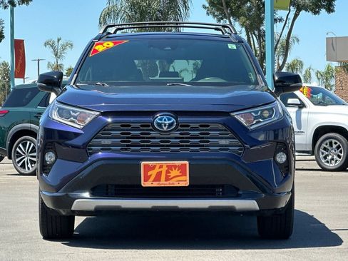Used 2020 Toyota RAV4 XSE AWD/4WD image 8