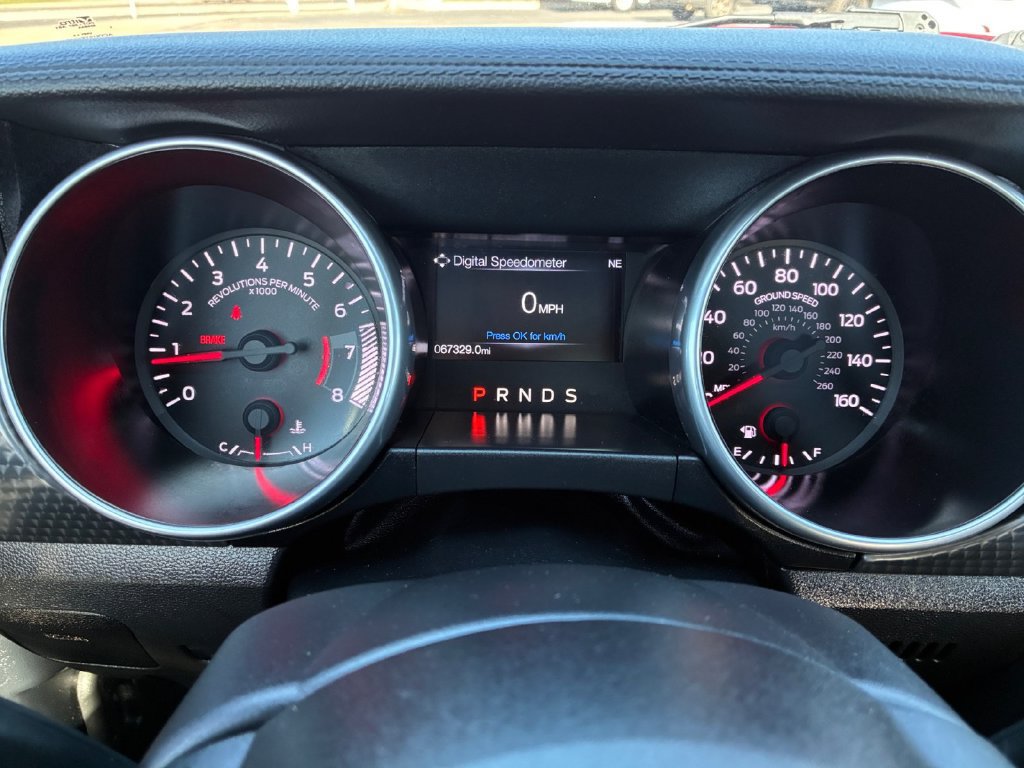 Used 2019 Ford Mustang Premium w/ Ecoboost Performance Package RWD image 5