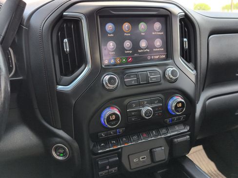 Used 2020 GMC Sierra 1500 AT4 w/ AT4 Premium Package AWD/4WD image 17