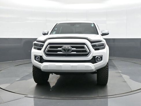 Certified 2020 Toyota Tacoma Limited image 2