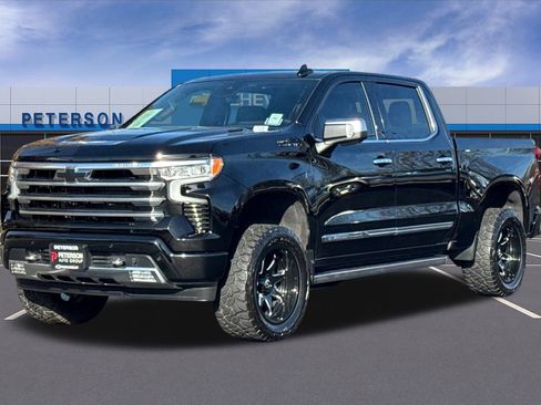 Used 2024 Chevrolet Silverado 1500 High Country image 8