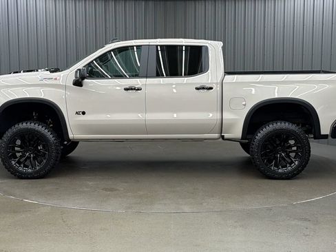 Used 2026 Chevrolet Silverado 1500 ZR2 AWD/4WD image 2