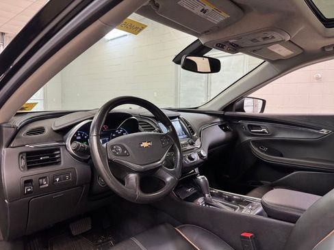 Used 2019 Chevrolet Impala Premier w/ Premier Convenience Package FWD image 14