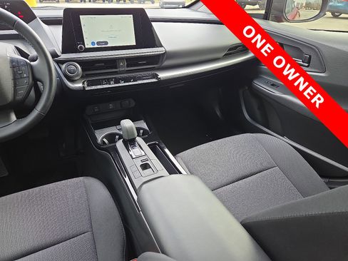 Used 2023 Toyota Prius LE image 12