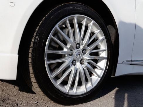 Used 2011 Lexus LS 460 4dr Sedan RWD image 36