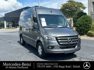 Used 2023 Mercedes-Benz Sprinter 2500 video 1