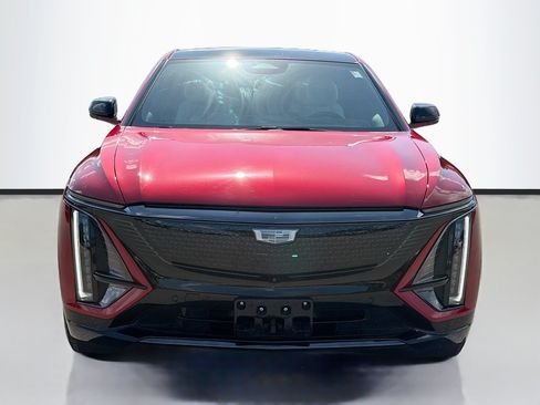 Used 2024 Cadillac Lyriq Sport w/ LPO, Floor Liner Package AWD/4WD image 8