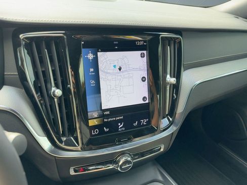 Certified 2022 Volvo S60 B5 R-Design w/ Advanced Package image 22