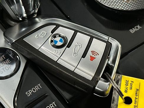 Used 2020 BMW X7 M50i AWD/4WD image 25