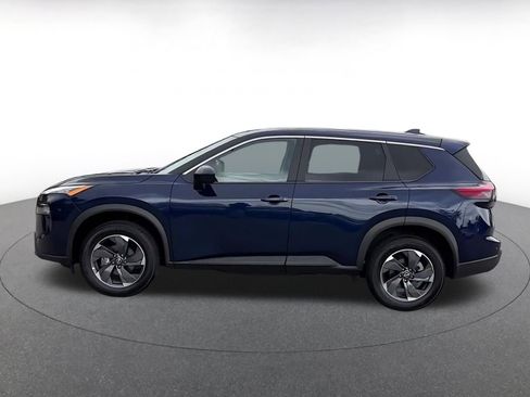 Used 2025 Nissan Rogue SV FWD image 9