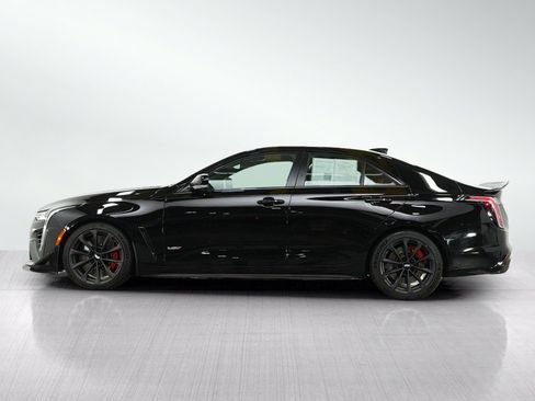 Used 2022 Cadillac CT4 V Blackwing w/ Carbon Fibre 1 Package RWD image 2