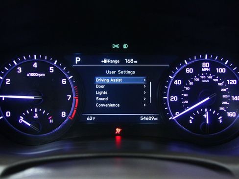 Used 2018 Genesis G80 3.8 w/ Option Group 02 image 12