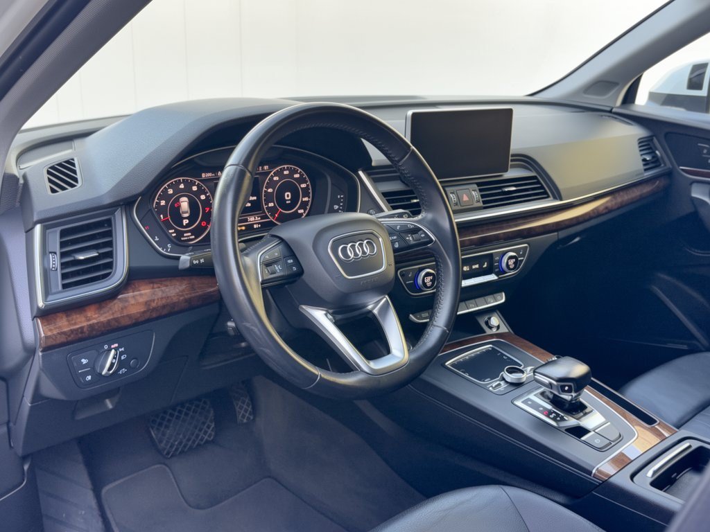 Used 2018 Audi Q5 2.0T Premium Plus w/ Premium Plus Package AWD/4WD image 4