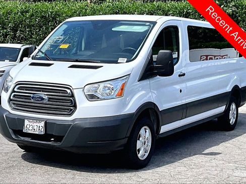 Used 2017 Ford Transit 350 XLT image 3