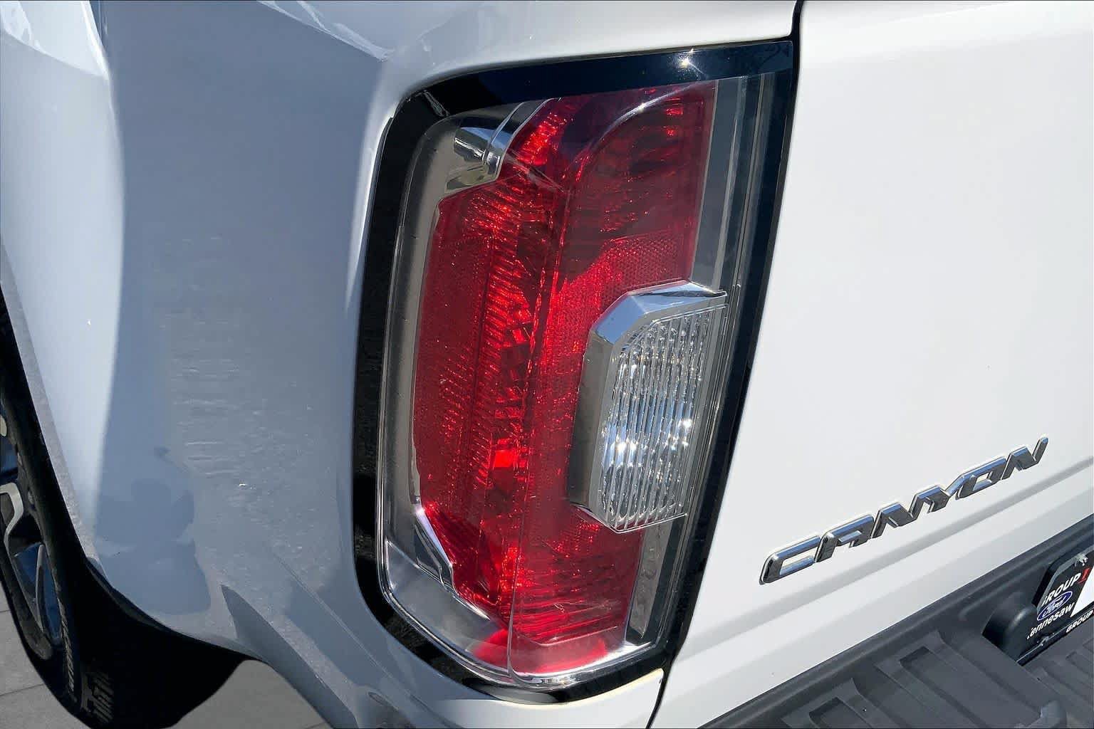 Used 2016 GMC Canyon 2WD Crew Cab w/ Convenience Package image 26