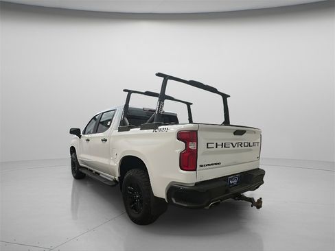 Used 2020 Chevrolet Silverado 1500 LT Trail Boss image 6