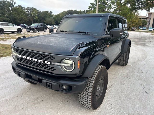 Used 2025 Ford Bronco Badlands AWD/4WD image 2