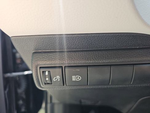 Used 2024 Toyota Corolla XSE FWD image 13