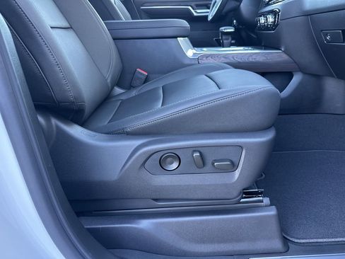 New 2026 GMC Sierra 1500 SLT w/ SLT Premium Plus Package image 41