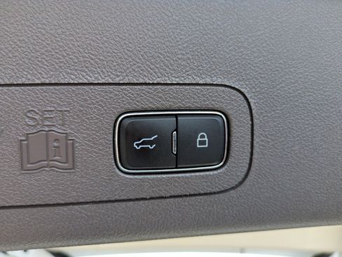 Used 2022 Lincoln Aviator Reserve w/ Equipment Group 201A RWD image 45