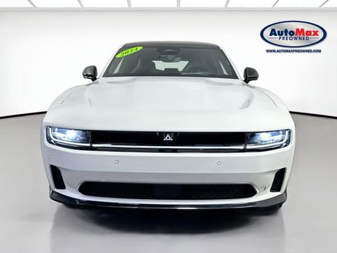 Used 2024 Dodge Charger Daytona Scat Pack w/ Plus Group AWD/4WD image 7