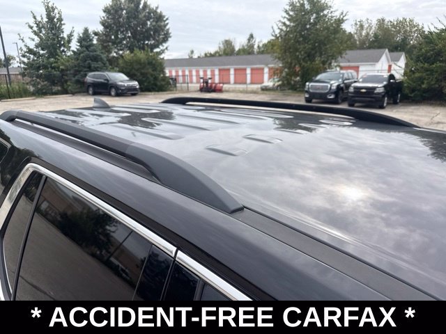 Used 2022 Chevrolet Traverse LT FWD image 39
