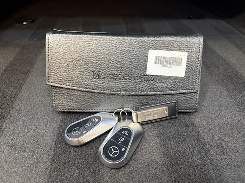 Used 2026 Mercedes-Benz S 580 4MATIC Sedan image 25