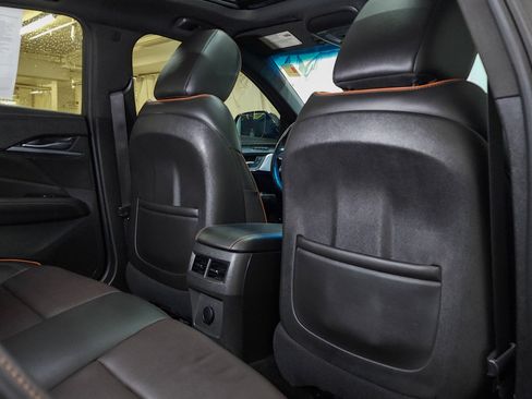 Used 2020 Cadillac CT4 V w/ Climate Package image 49