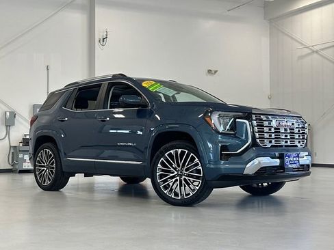 Used 2026 GMC Terrain Denali AWD/4WD image 2