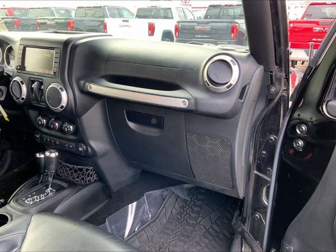 Used 2016 Jeep Wrangler Rubicon image 15