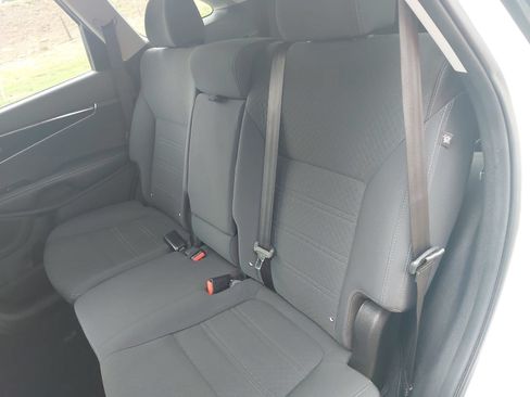 Used 2017 Kia Sorento FWD w/ LX Convenience Package image 14