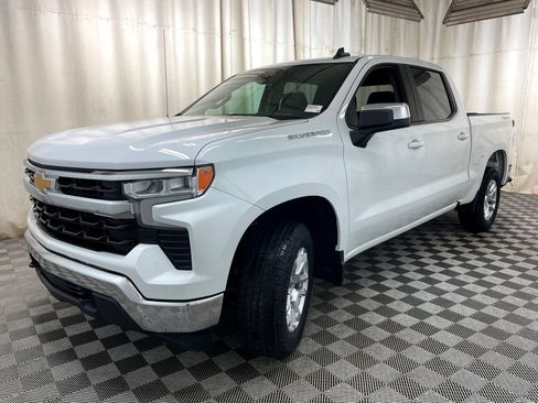 Certified 2022 Chevrolet Silverado 1500 LT AWD/4WD image 13