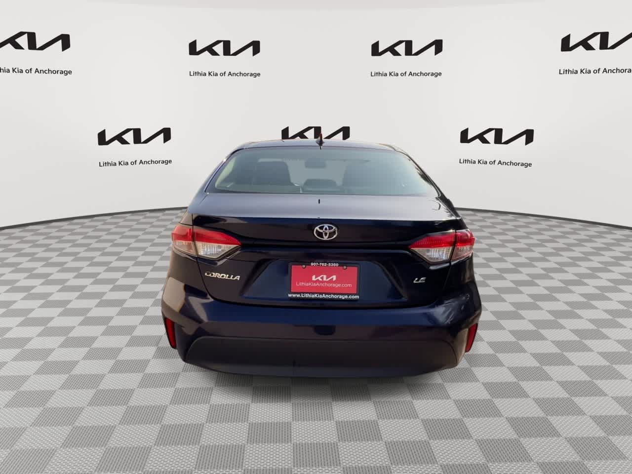 Used 2024 Toyota Corolla LE FWD image 7