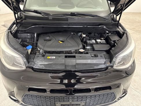 Used 2016 Kia Soul + image 16