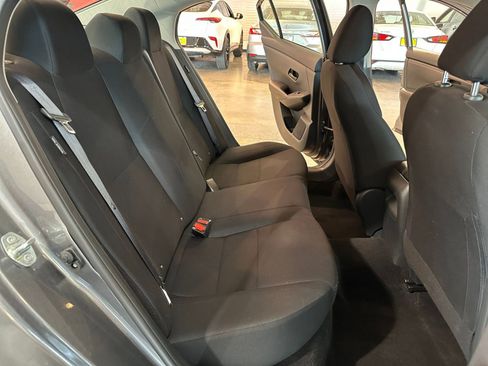 Used 2025 Nissan Sentra S FWD image 36
