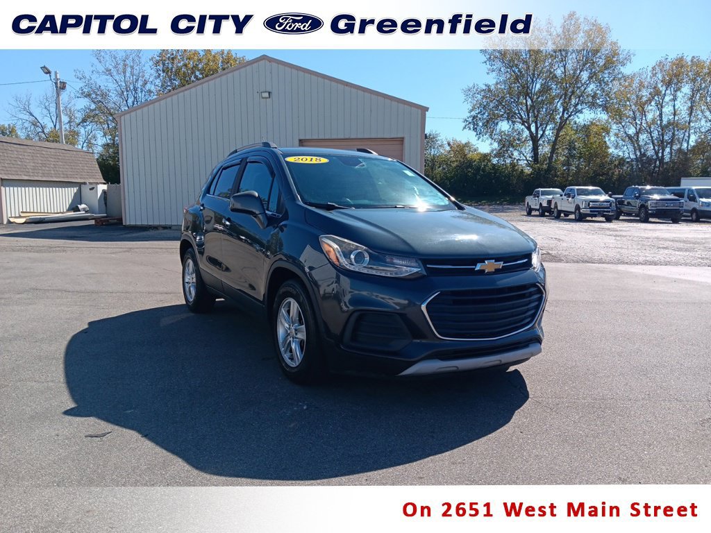 Used 2018 Chevrolet Trax LT w/ LT Convenience Package FWD image 1