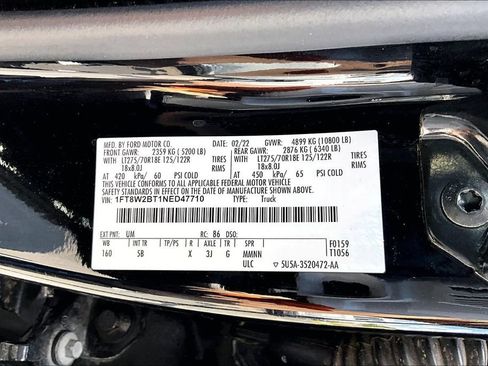 Used 2022 Ford F250 Lariat w/ Lariat Ultimate Package AWD/4WD image 22