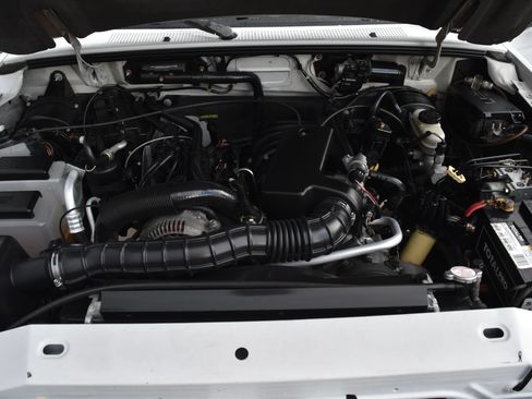 Used 2004 Ford Ranger XL RWD image 12