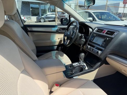 Used 2016 Subaru Outback 2.5i AWD/4WD image 11