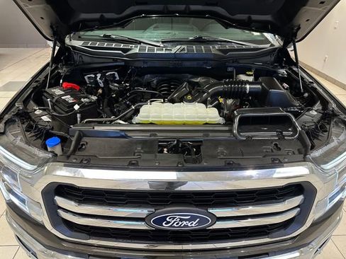 Used 2024 Ford F150 Lariat w/ FX4 Off-Road Package image 29