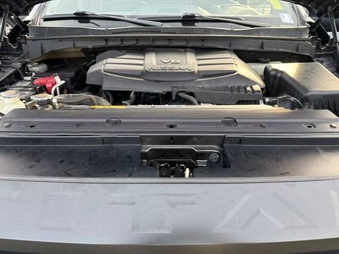 Used 2021 Nissan Titan PRO-4X w/ Pro-4x Convenience Package image 31