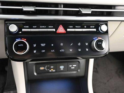 New 2026 Hyundai Tucson Limited image 17