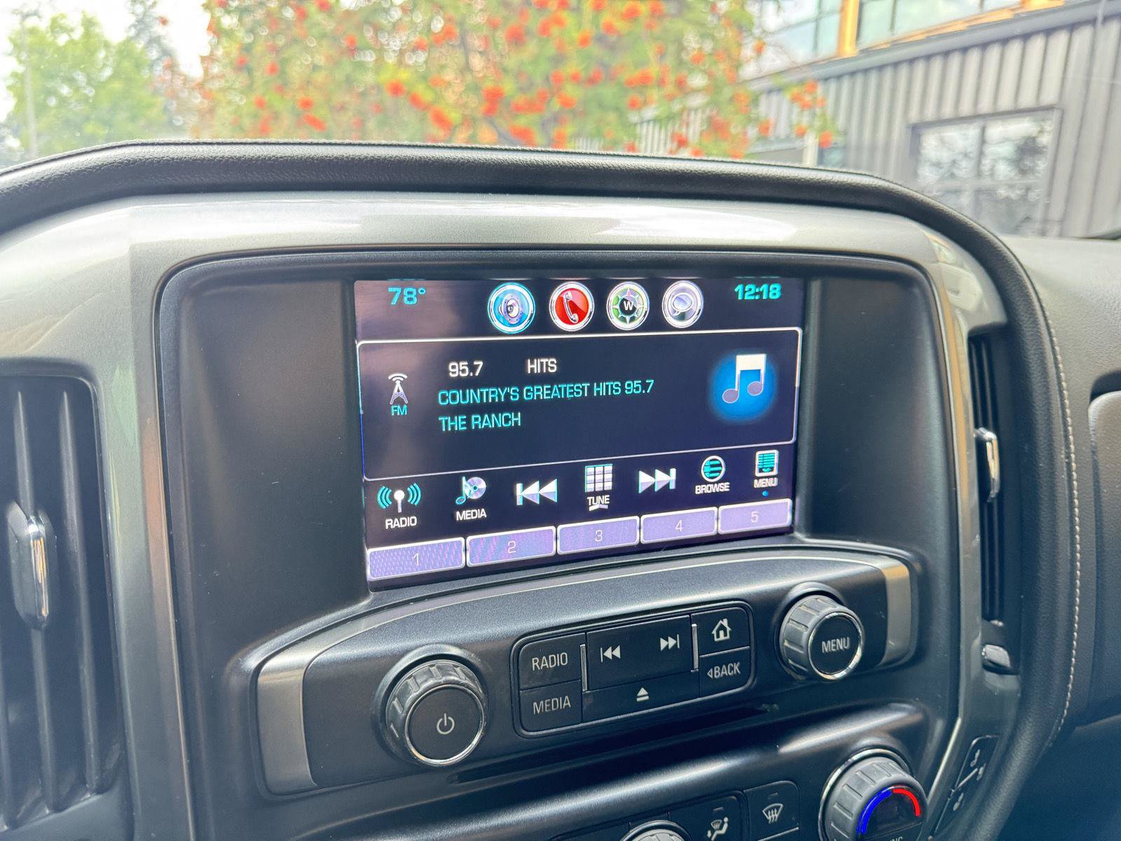 Used 2019 Chevrolet Silverado 2500 LTZ w/ Duramax Plus Package AWD/4WD image 17