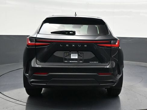 Used 2025 Lexus NX 250 FWD w/ Accessory Package (K3) image 4