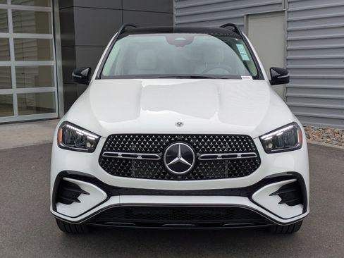 New 2026 Mercedes-Benz GLE 450e 4MATIC image 9