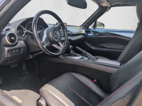 Used 2019 MAZDA MX-5 Miata RF Grand Touring RWD image 9