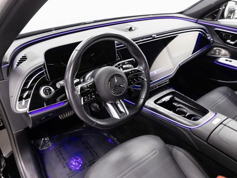 Used 2025 Mercedes-Benz E 53 AMG e 4MATIC Sedan image 9