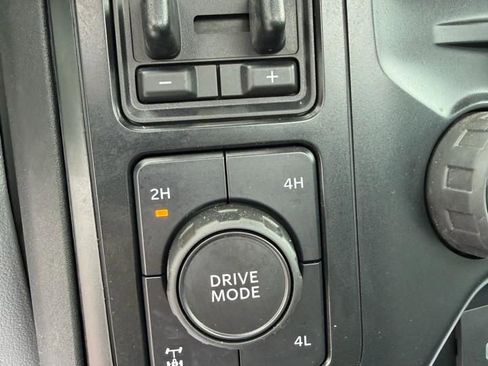 Used 2023 Ford F350 XL AWD/4WD image 13